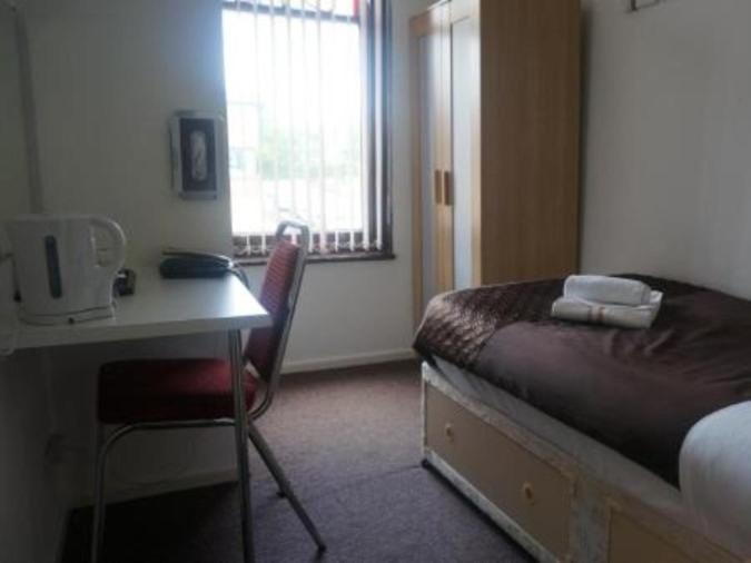Hotel The Cotswold à Nottingham Chambre photo