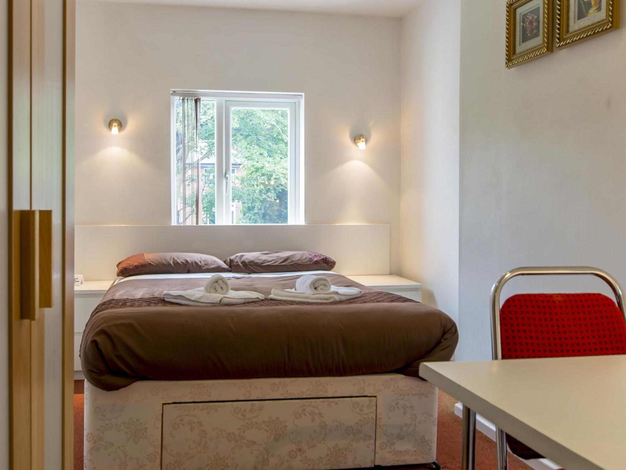 Hotel The Cotswold à Nottingham Chambre photo